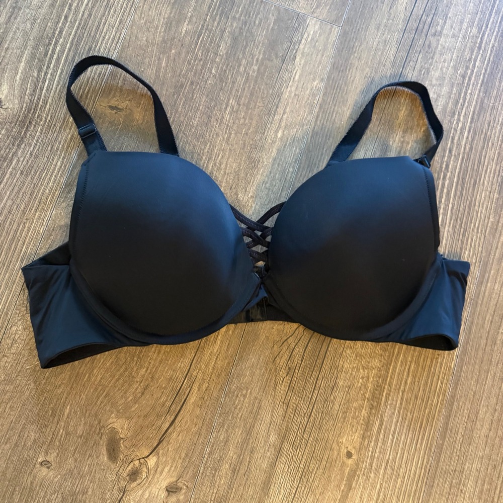 Torrid 360 Curve Push Up Bra 42B Black Lattice Strappy Back Smoothing Underwire